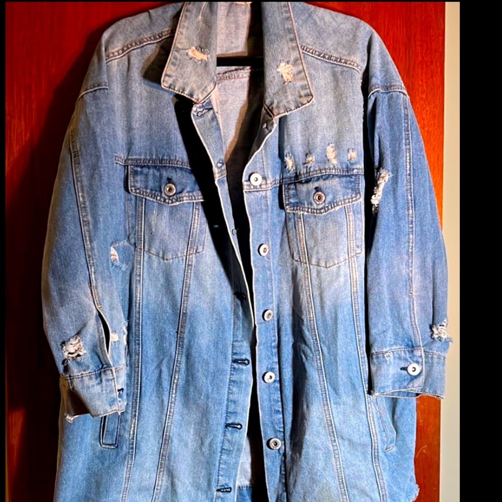 Long distressed jeans jacket